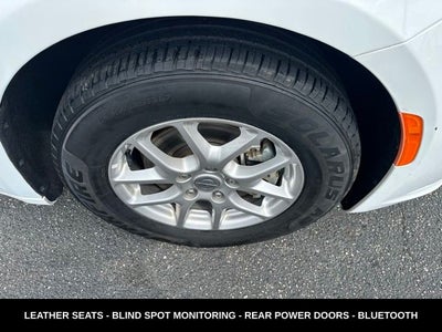 2024 Chrysler Pacifica Touring L STOW N GO SEATING