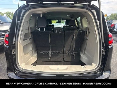 2024 Chrysler Pacifica Touring L STOW N GO SEATING