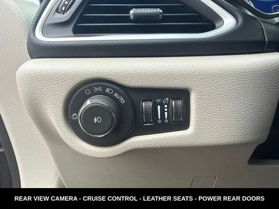 2024 Chrysler Pacifica Touring L STOW N GO SEATING