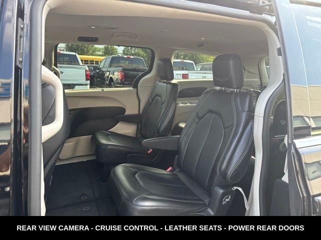2024 Chrysler Pacifica Touring L STOW N GO SEATING