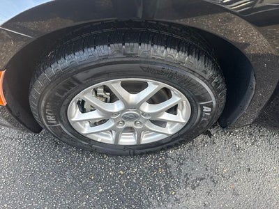 2024 Chrysler Pacifica Touring L STOW N GO SEATING
