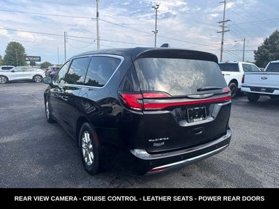 2024 Chrysler Pacifica Touring L STOW N GO SEATING