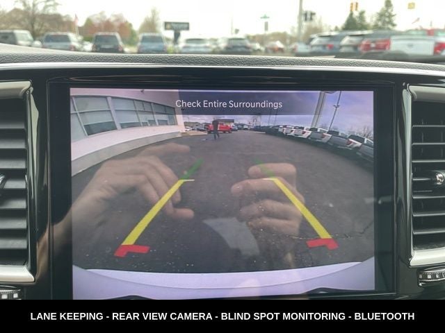 2023 Chrysler Pacifica Touring L HEATED SEATS & STEERING WHEEL