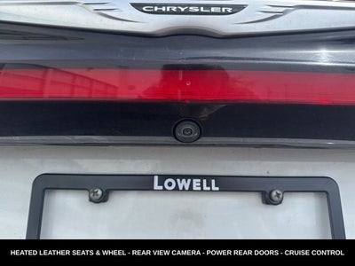 2023 Chrysler Pacifica Touring L HEATED SEATS & STEERING WHEEL