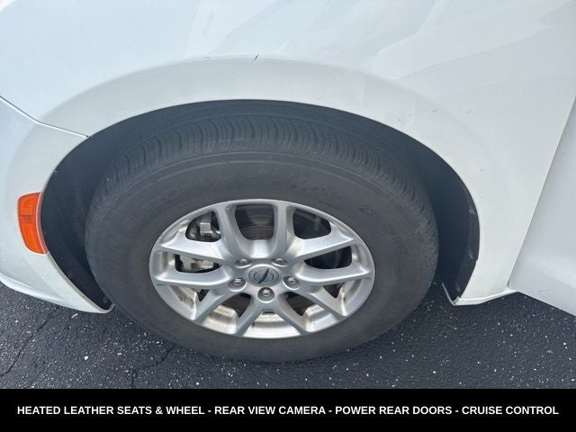 2023 Chrysler Pacifica Touring L HEATED SEATS & STEERING WHEEL