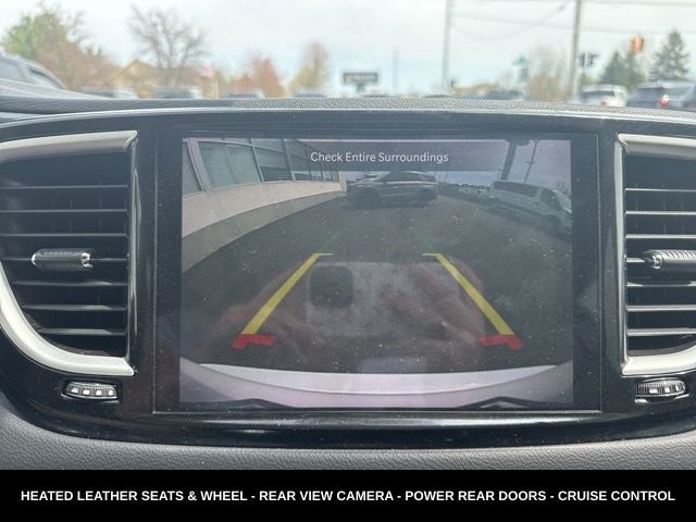 2023 Chrysler Pacifica Touring L HEATED SEATS & STEERING WHEEL