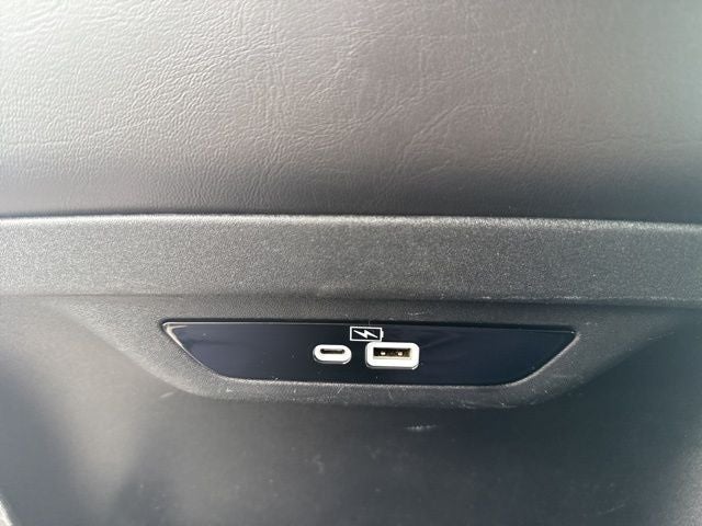 2023 Chrysler Pacifica Touring L HEATED SEATS & STEERING WHEEL