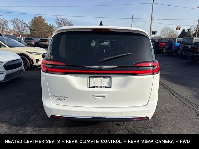 2023 Chrysler Pacifica Touring L STOW N GO SEATING