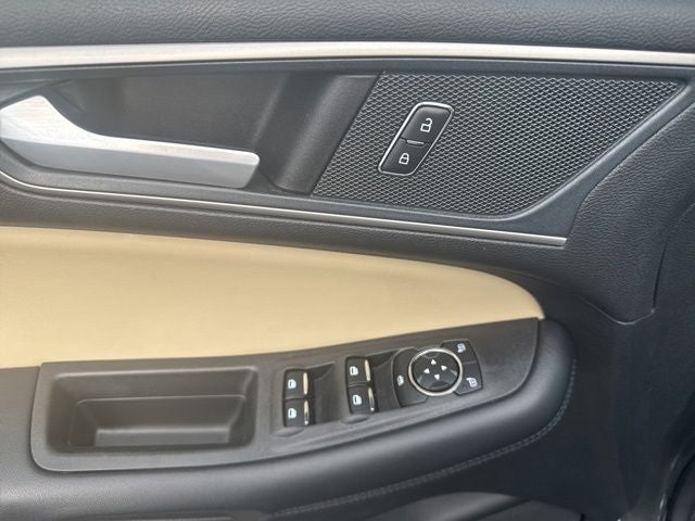 2023 Ford Edge SEL AWD SOLD HERE NEW