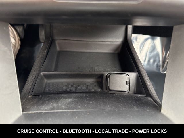 2014 Ford Fusion S LOCAL TRADE