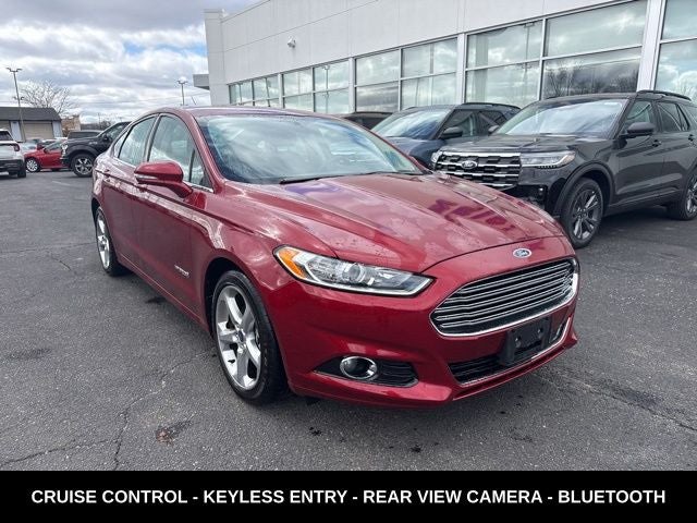 2013 Ford Fusion Hybrid SE LOW MILE HYBRID
