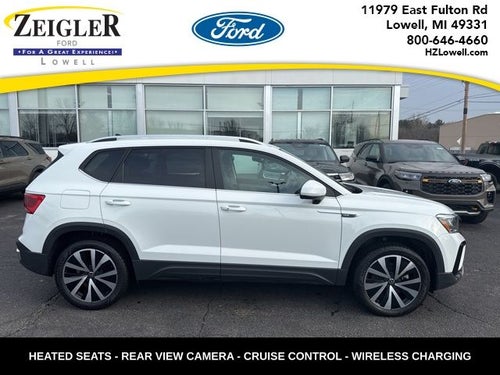 2023 Volkswagen Taos 1.5T SE ONE OWNER