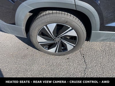 2024 Volkswagen Taos 1.5T SE AWD