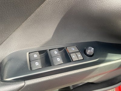 2020 Toyota Camry SE 39 MPG