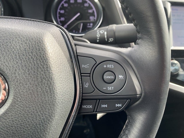 2020 Toyota Camry SE 39 MPG