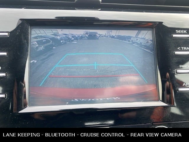 2020 Toyota Camry SE 39 MPG