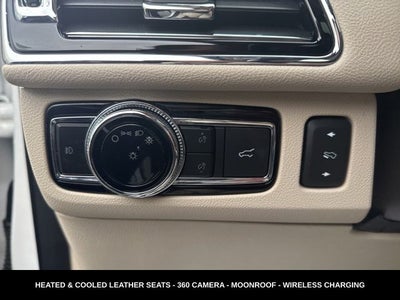 2020 Lincoln Navigator L Reserve LUXURY PACKAGE