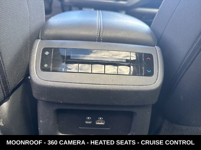 2024 Nissan Pathfinder SV 4WD