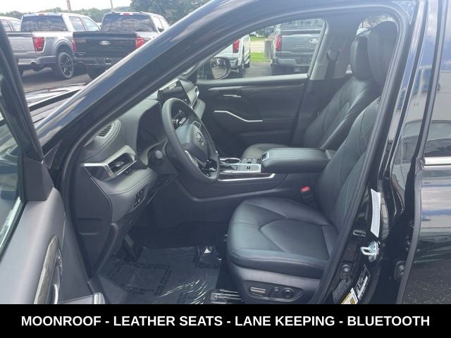 2026 Toyota Highlander Hybrid Platinum HARD TO FIND