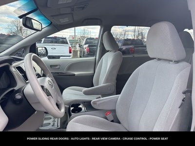 2011 Toyota Sienna Base LOCAL TRADE