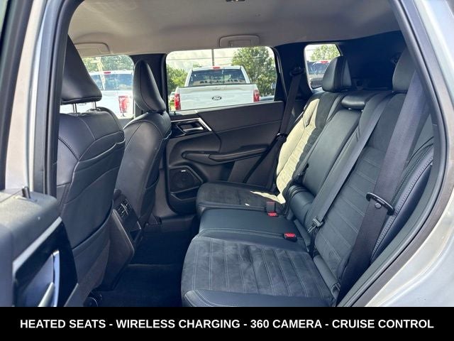 2025 Mitsubishi Outlander SE 3RD ROW