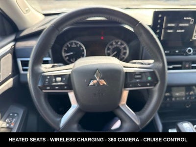 2025 Mitsubishi Outlander SE 3RD ROW