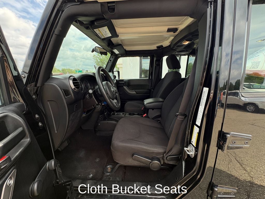 2014 Jeep Wrangler Unlimited Sport Black 3-Piece Hard Top