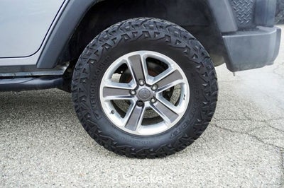 2017 Jeep Wrangler Unlimited Sport Uconnect Voice Command w/Bluetooth & Max Tow Packa