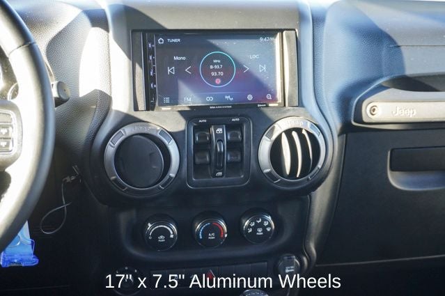 2013 Jeep Wrangler Unlimited Sport Uconnect Voice Command w/Bluetooth