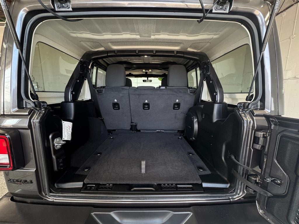 2021 Jeep Wrangler Unlimited Sahara Cold Weather Group