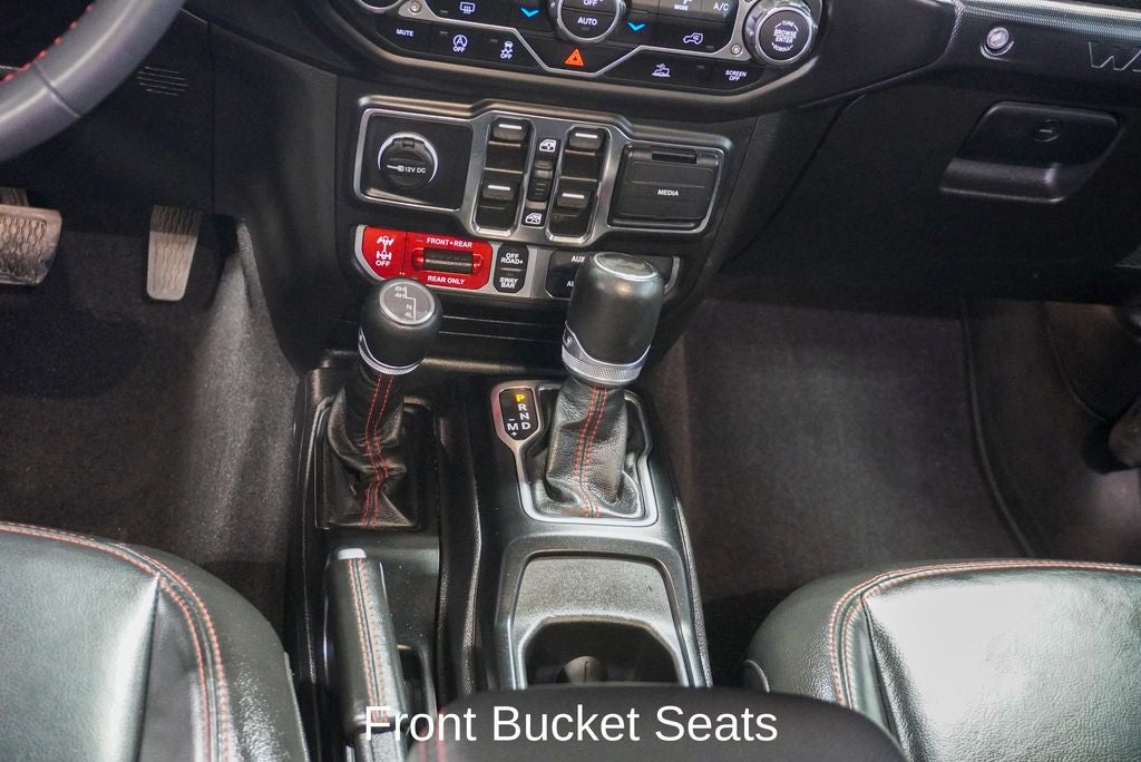 2023 Jeep Wrangler Rubicon Navigation System & ParkView Rear Back-Up Camera