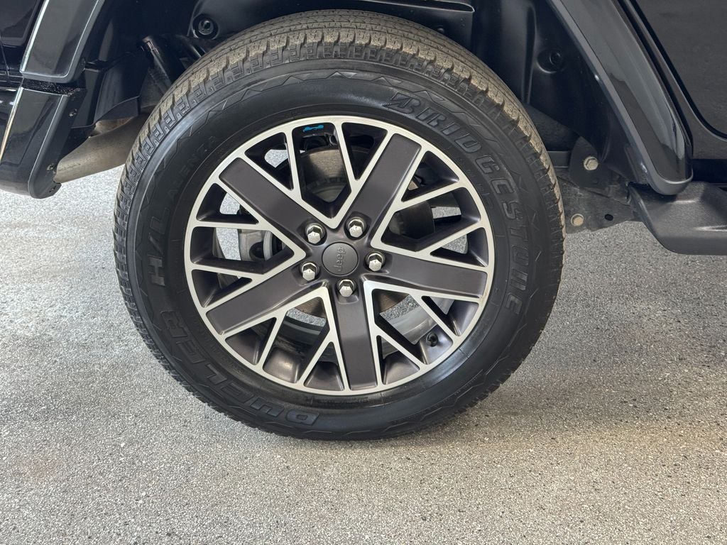 2023 Jeep Wrangler Sahara 4xe Sky 1-Touch Power Top