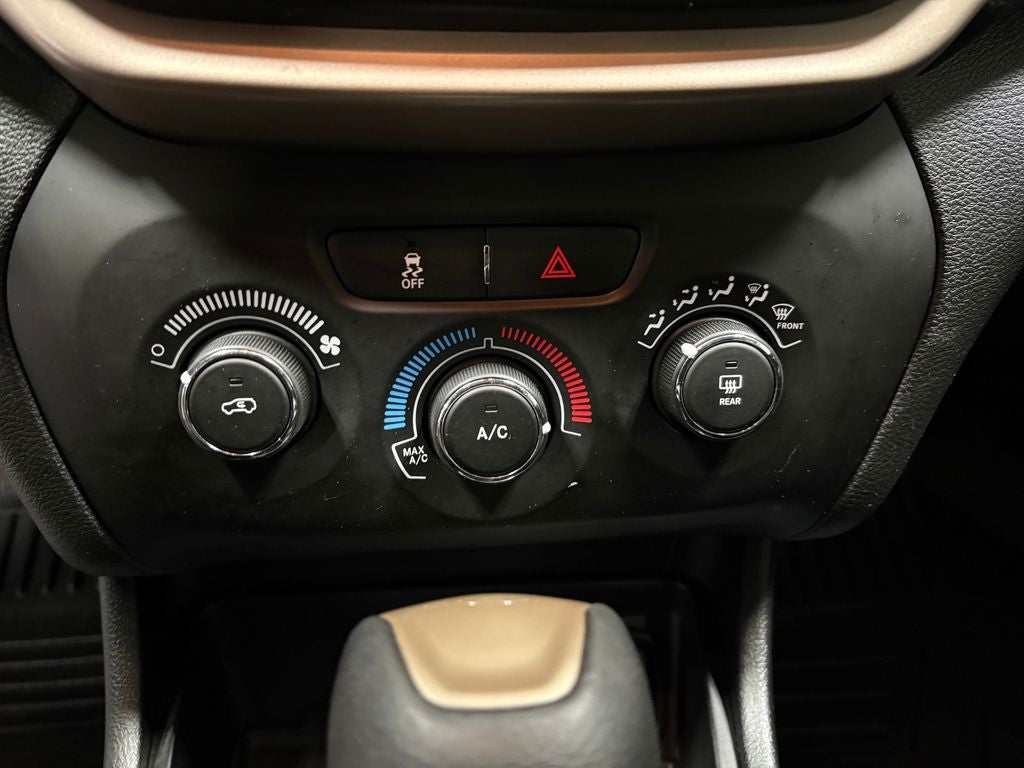 2018 Jeep Cherokee Latitude ParkView Rear Back-Up Camera