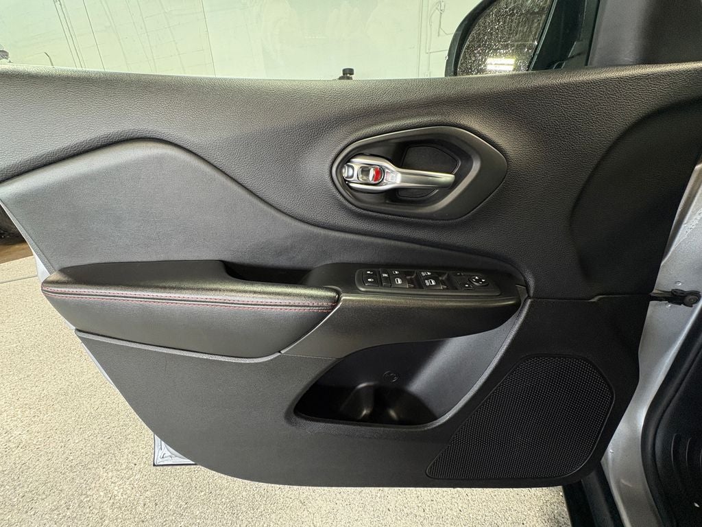 2020 Jeep Cherokee Trailhawk