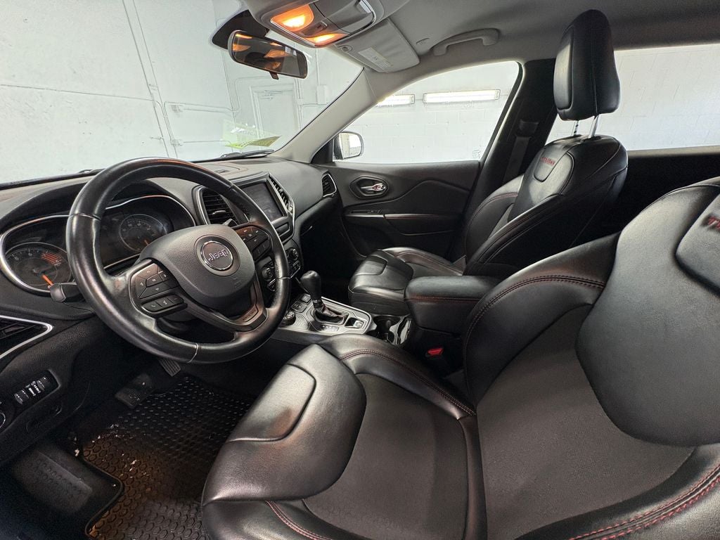 2020 Jeep Cherokee Trailhawk