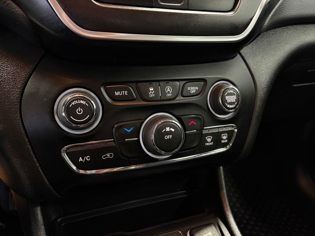 2020 Jeep Cherokee Trailhawk