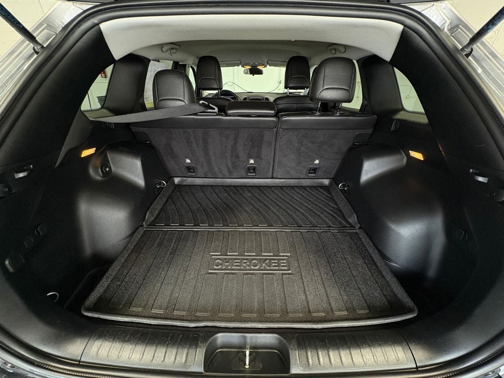 2020 Jeep Cherokee Trailhawk