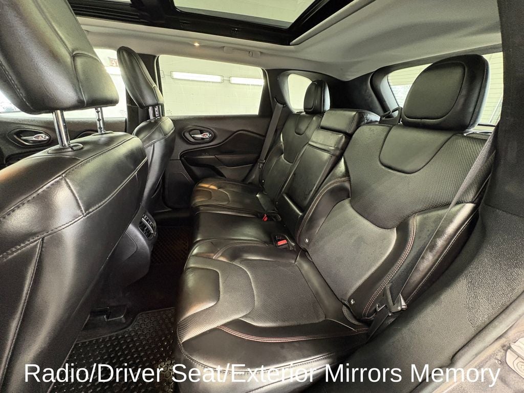 2019 Jeep Cherokee Trailhawk Technology Group