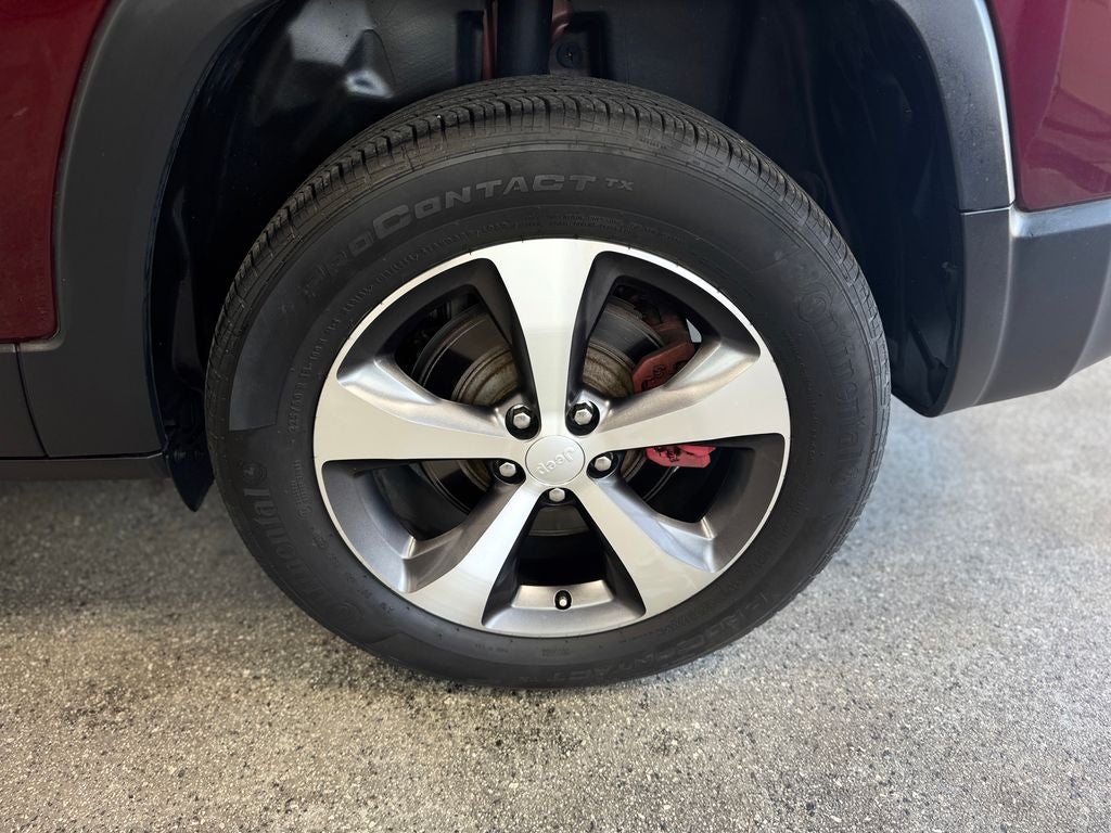 2021 Jeep Cherokee Limited Power moonroof