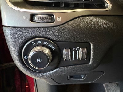 2021 Jeep Cherokee Latitude Lux ParkView Rear Back-Up Camera