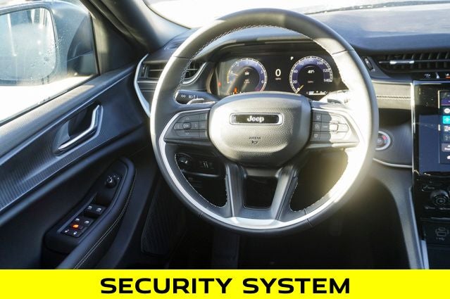 2025 Jeep Grand Cherokee Laredo X 4X4