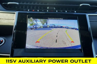 2025 Jeep Grand Cherokee Laredo X 4X4