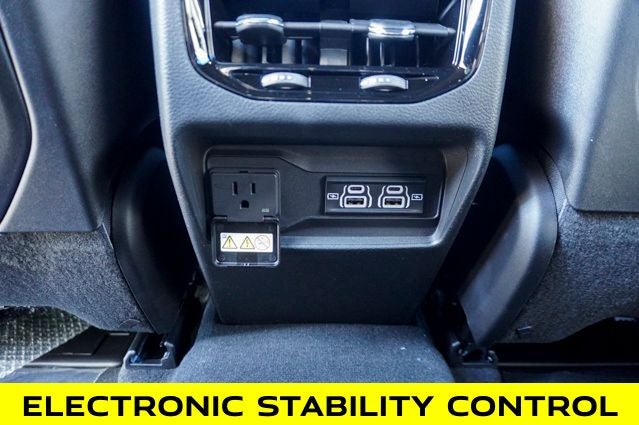 2025 Jeep Grand Cherokee Laredo X 4X4