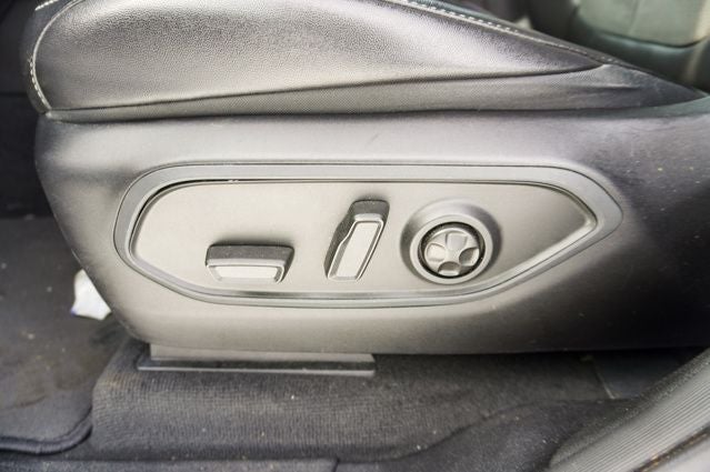 2023 Jeep Grand Cherokee Altitude X Power Sunroof & ParkView Rear Back-Up Camera