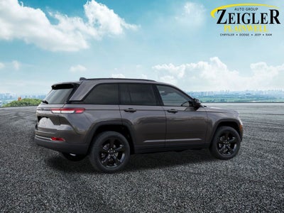 2025 Jeep Grand Cherokee Laredo 4x4