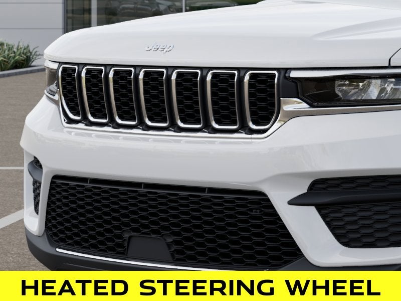 2027 Jeep Grand Cherokee Laredo X 4X4