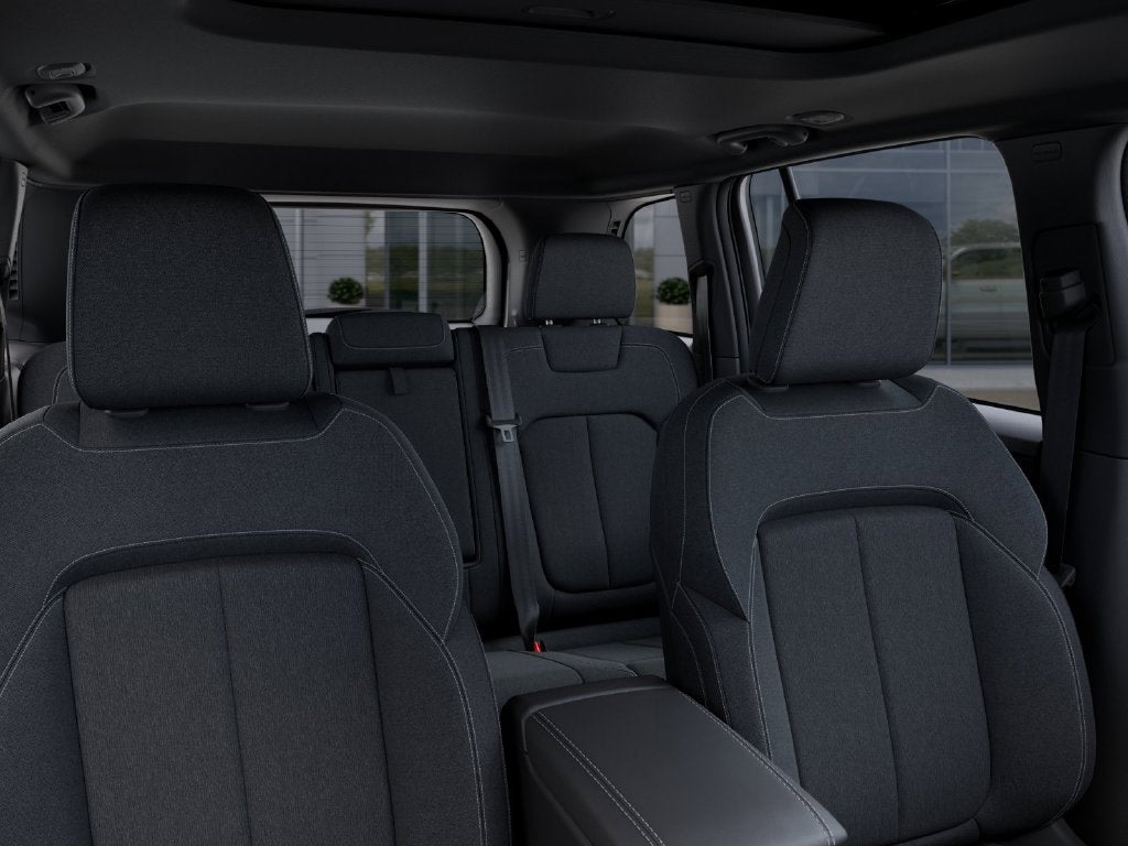 2027 Jeep Grand Cherokee Laredo X 4X4