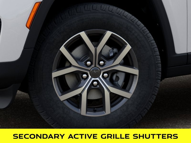 2027 Jeep Grand Cherokee Laredo X 4X4