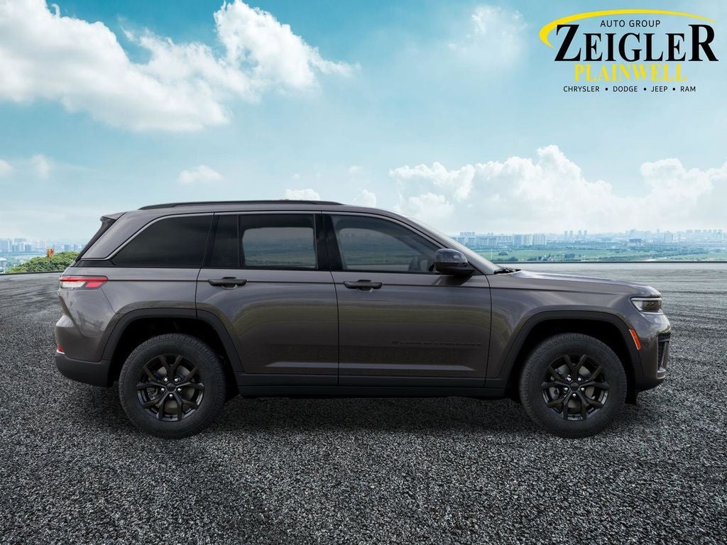 2026 Jeep Grand Cherokee Laredo 4X4