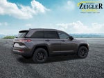 2026 Jeep Grand Cherokee Laredo 4X4